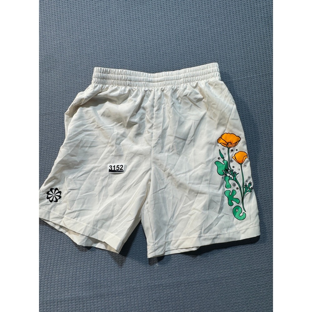 Nike Training Shorts Kids Large White